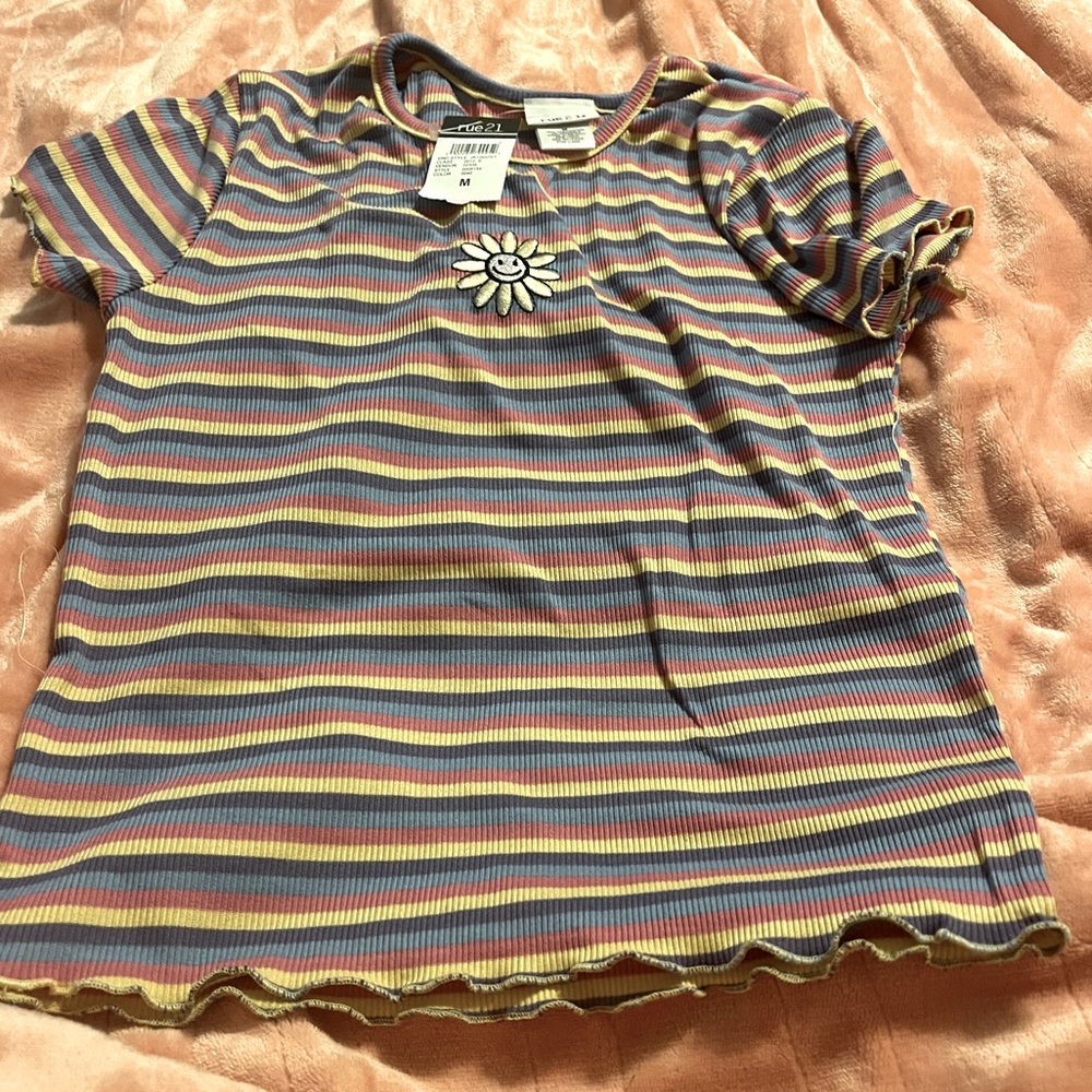 Daisy top